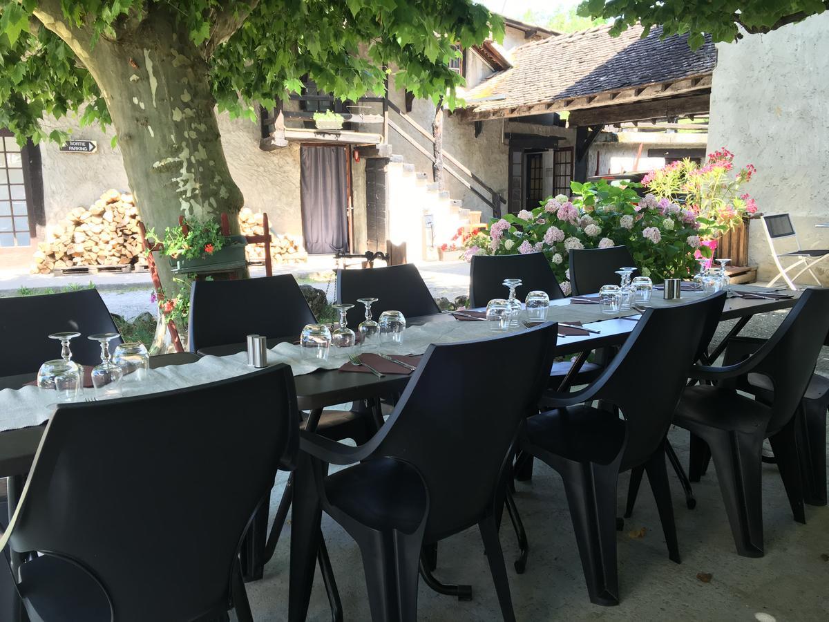Le Relais Des Vieilles Postes Hotel Les Avenières Екстериор снимка