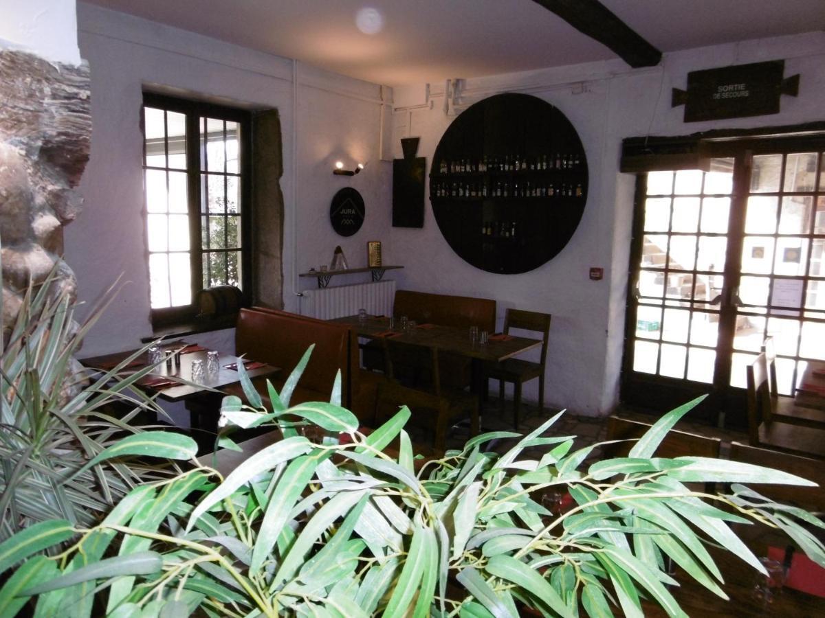 Le Relais Des Vieilles Postes Hotel Les Avenières Екстериор снимка